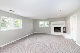 1477 Webster Ln, Des Plaines, IL 60018 - Photo 21