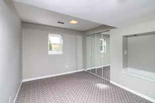 1477 Webster Ln, Des Plaines, IL 60018 - Photo 19