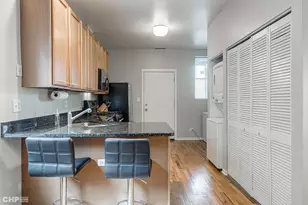 3124 W Cullom Ave, Chicago, IL 60618 - Photo 5