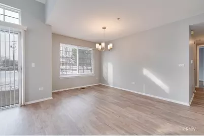 460 Mayflower Lane #1, Bartlett, IL 60103 - Photo 7