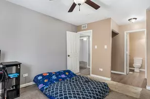 828 Mulford Ln, Joliet, IL 60431 - Photo 17