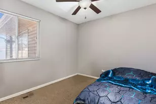 828 Mulford Ln, Joliet, IL 60431 - Photo 19