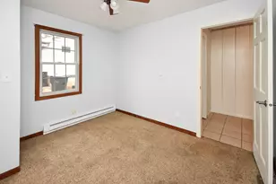 615 N Mulberry St, Clifton, IL 61727 - Photo 33