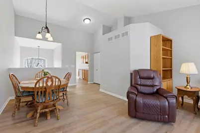 9334 Waterfall Glen Boulevard, Darien, IL 60561 - Photo 5