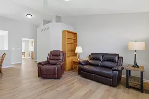 9334 Waterfall Glen Blvd, Darien, IL 60561 - Photo 7