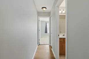 9334 Waterfall Glen Blvd, Darien, IL 60561 - Photo 21