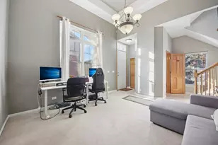 6130 Riverbend Pl, Lisle, IL 60532 - Photo 5