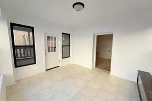 3939 N Pine Grove Ave, Chicago, IL 60613 - Photo 25