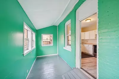 2524 E 72nd Place, Chicago, IL 60649 - Photo 13