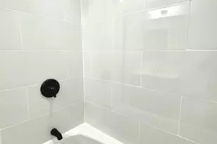 [Address not provided], Chicago, IL 60628 - Photo 9