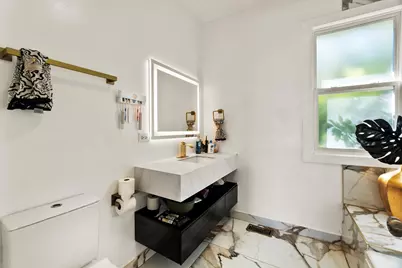 7937 S Luella Avenue, Chicago, IL 60617 - Photo 9