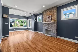 7937 S Luella Ave, Chicago, IL 60617 - Photo 3