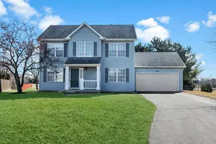 215 Alexandra Ct, North Aurora, IL 60542 - Photo 1