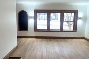 609 S 5th Ave, Saint Charles, IL 60174 - Photo 7