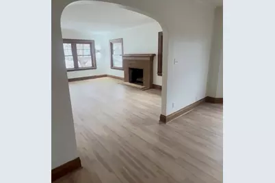 609 S Fifth Avenue #A, Saint Charles, IL 60174 - Photo 3