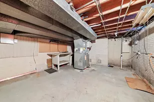 943 E 164th Ct, South Holland, IL 60473 - Photo 25