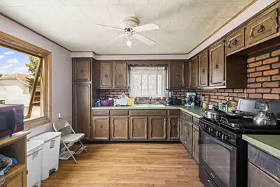 906 N State Street, Marengo, IL 60152 - Photo 13