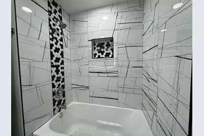 6236 N Francisco Avenue #1, Chicago, IL 60659 - Photo 15