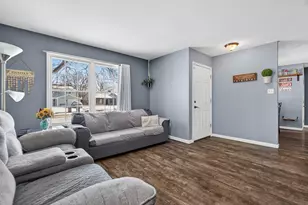 20618 S Driftwood Dr, Frankfort, IL 60423 - Photo 3