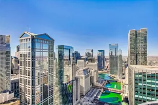 300 N State St, Chicago, IL 60654 - Photo 33