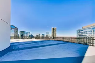 300 N State St, Chicago, IL 60654 - Photo 29