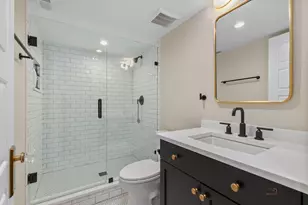 90 E Woodland Rd, Lake Forest, IL 60045 - Photo 35