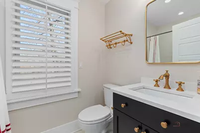 90 E Woodland Road, Lake Forest, IL 60045 - Photo 25