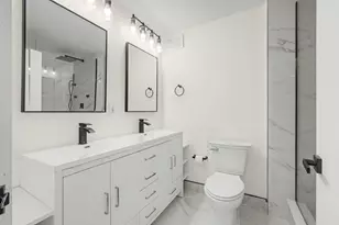 8801 W Golf Rd, Niles, IL 60714 - Photo 11