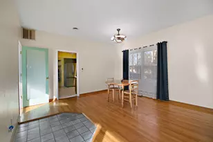 123 Crescent Ln, Cabery, IL 60919 - Photo 5