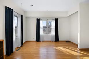 123 Crescent Ln, Cabery, IL 60919 - Photo 7