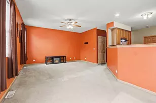 6503 Blue Sky Ln, Matteson, IL 60443 - Photo 7