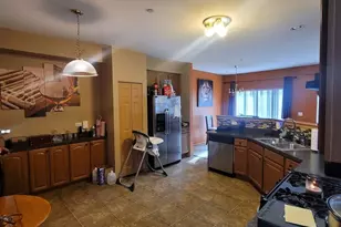 6503 Blue Sky Ln, Matteson, IL 60443 - Photo 3