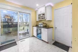 1411 Chestnut Ln, Yorkville, IL 60560 - Photo 7