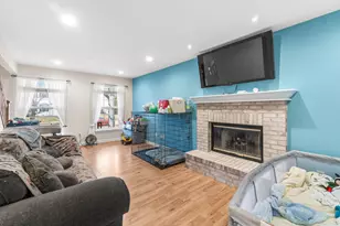 1411 Chestnut Ln, Yorkville, IL 60560 - Photo 9