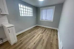 8023 S Yates Blvd, Chicago, IL 60617 - Photo 11