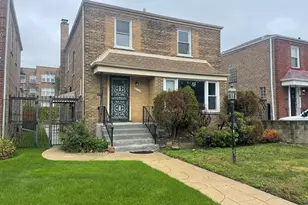 8023 S Yates Blvd, Chicago, IL 60617 - Photo 1