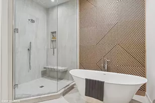 401 N Aberdeen St, Chicago, IL 60642 - Photo 25