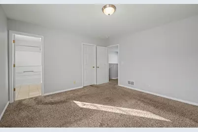 1823 Indian Hill Lane, Aurora, IL 60503 - Photo 19