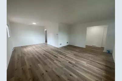 2220 W 158th Street, Markham, IL 60428 - Photo 5