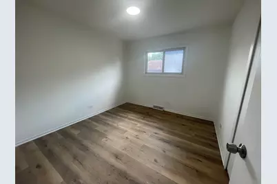 2220 W 158th Street, Markham, IL 60428 - Photo 15