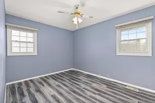 794 Farragut Ave, Romeoville, IL 60446 - Photo 5