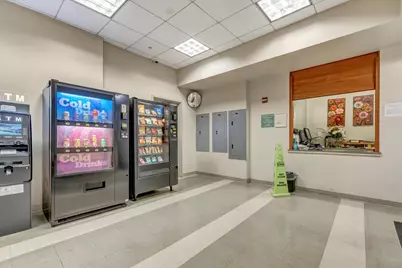 [Address not provided], Chicago, IL 60654 - Photo 19