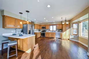 2657 Asbury Dr, Aurora, IL 60504 - Photo 7