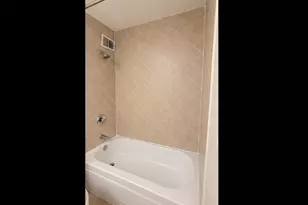 474 N Lake Shore Dr, Chicago, IL 60611 - Photo 13