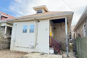 1134 N Leclaire Ave, Chicago, IL 60651 - Photo 13