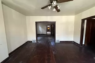 1134 N Leclaire Ave, Chicago, IL 60651 - Photo 3