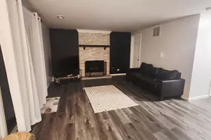 264 Lincoln Dr, Bartlett, IL 60103 - Photo 11