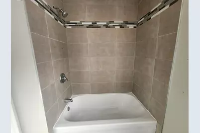 12211 S Wallace Street, Chicago, IL 60628 - Photo 11