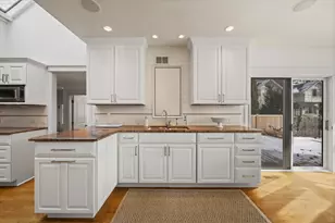 611 Elmwood Ave, Wilmette, IL 60091 - Photo 13