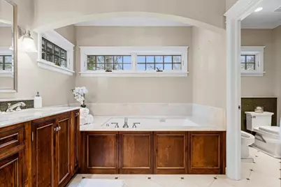 611 Elmwood Avenue, Wilmette, IL 60091 - Photo 37